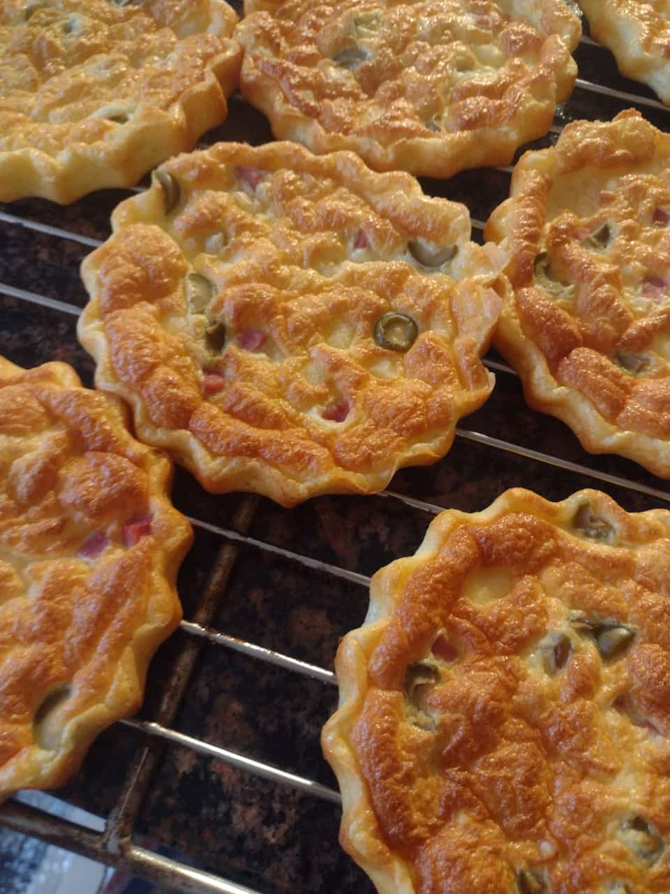 Pan Nube relleno x 4 de aceituna y jamon